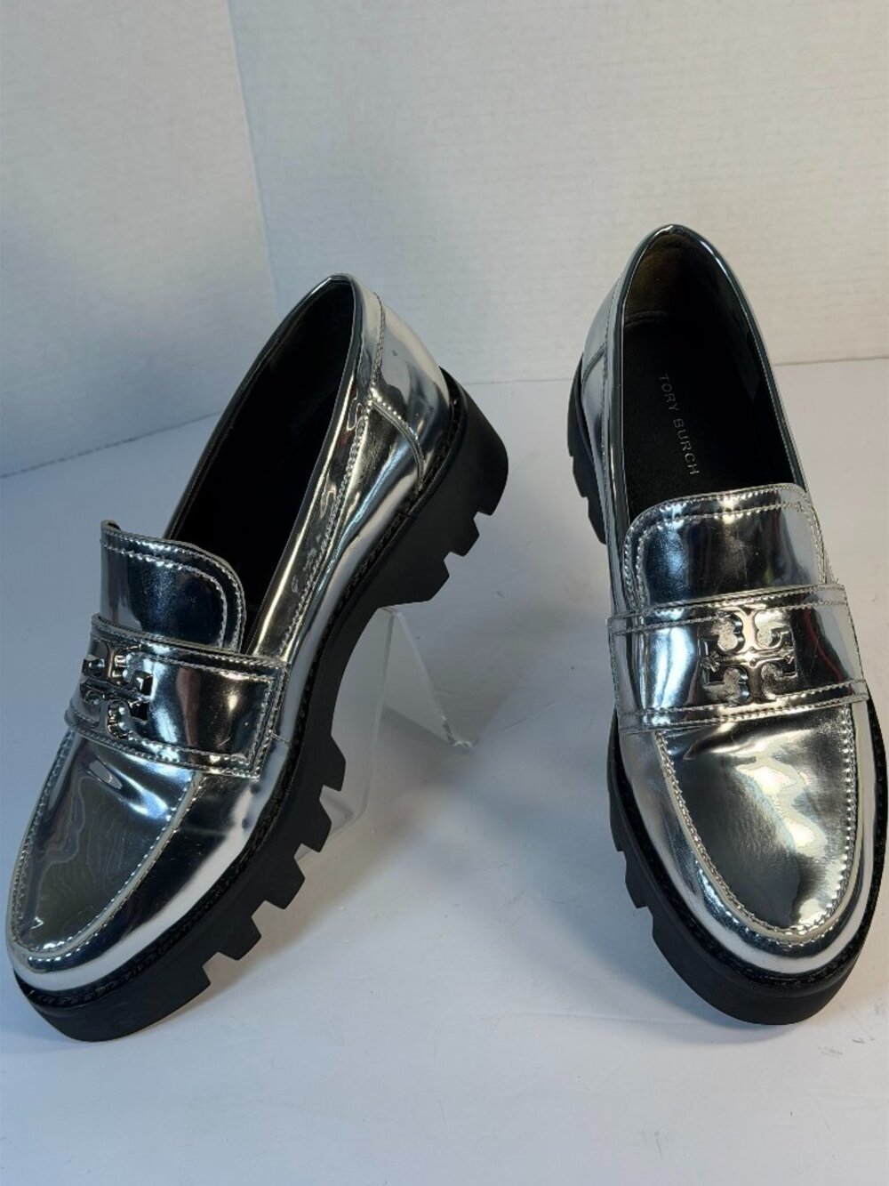 Tory Burch Women's New size 7M Metallic silver loafers